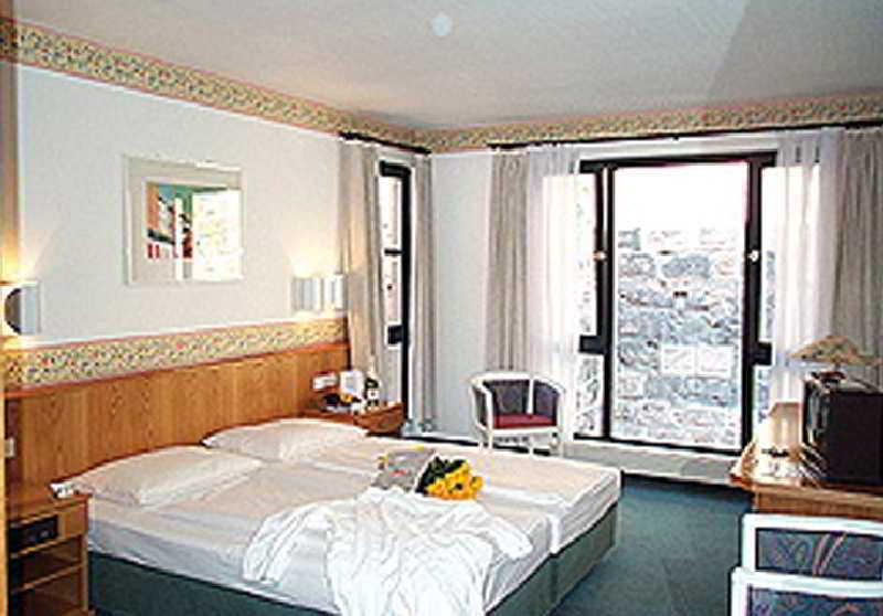 Durer-Hotel Нюрнберг Екстериор снимка